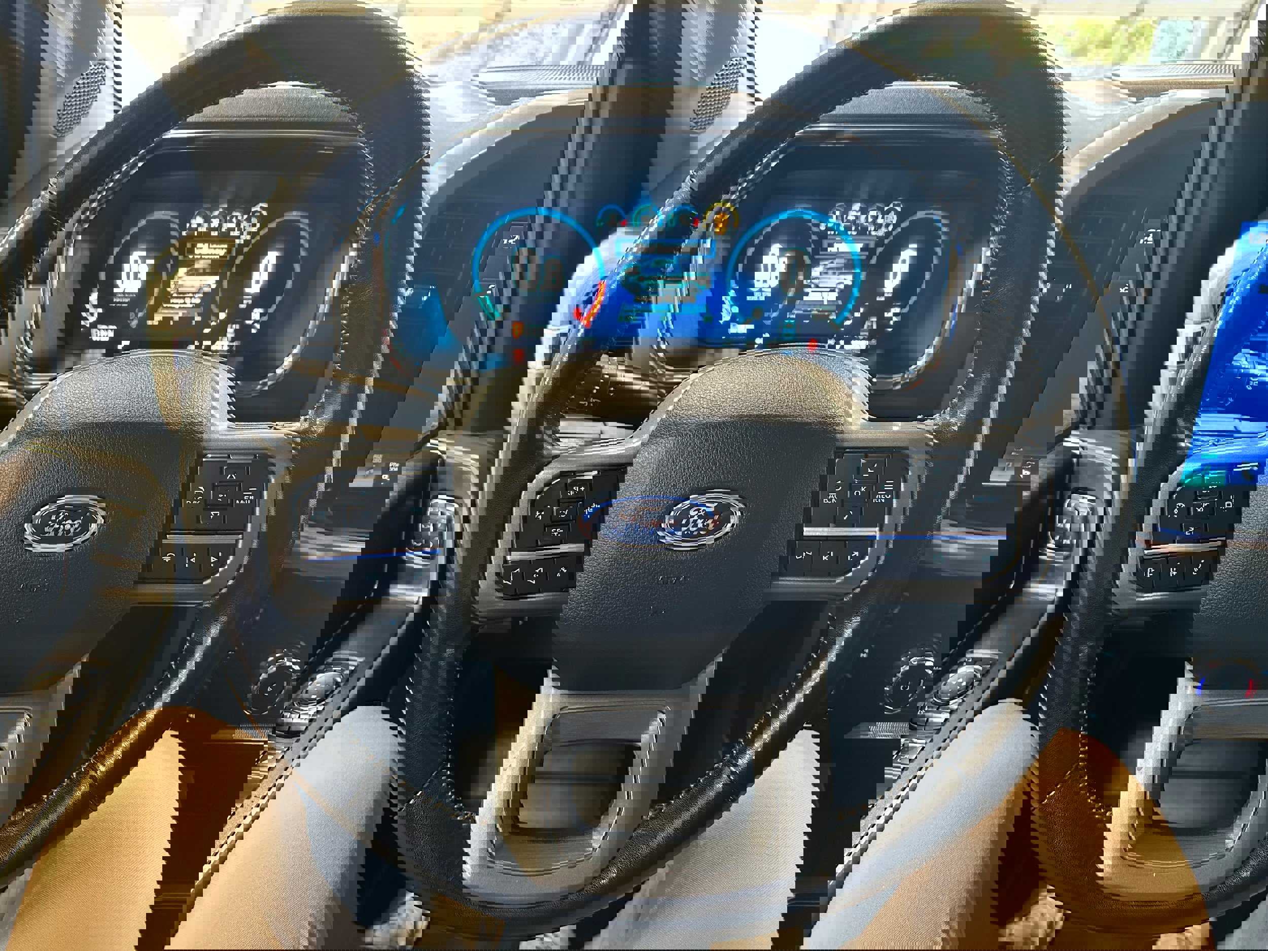 Used 2022 Ford F150 Lariat image 21