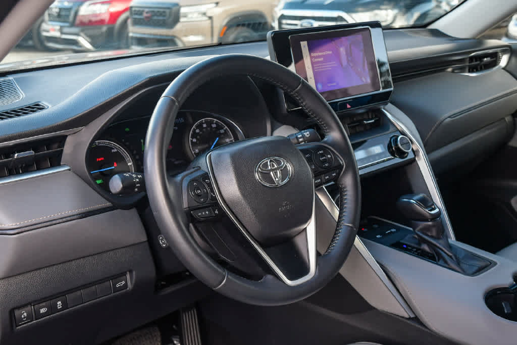 Certified 2024 Toyota Venza LE AWD/4WD image 25