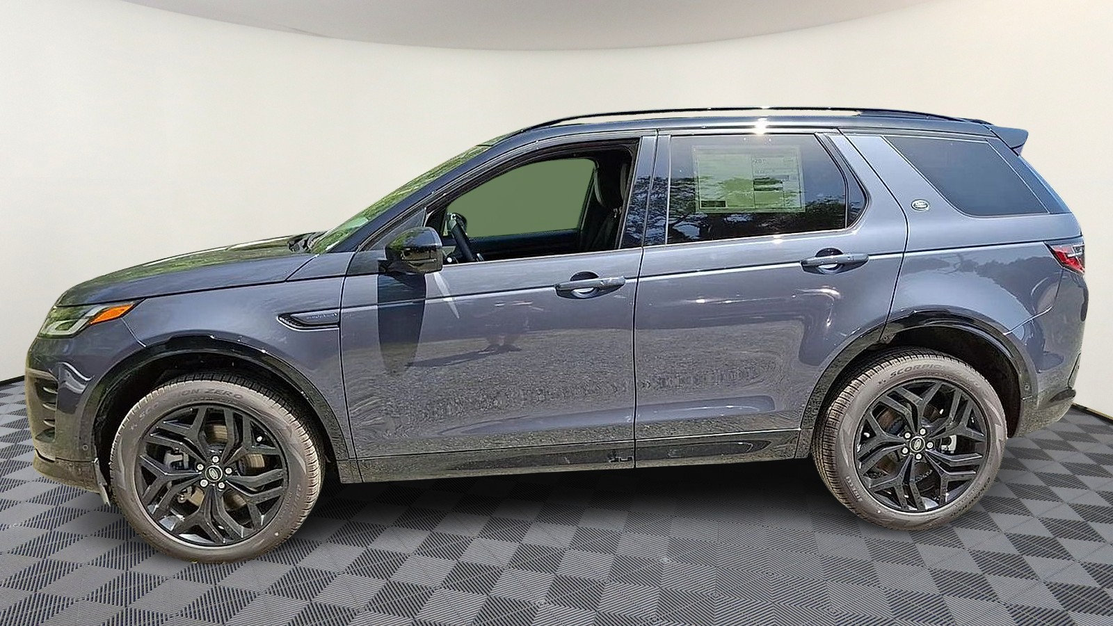 New 2026 Land Rover Discovery Sport Landmark AWD/4WD image 5