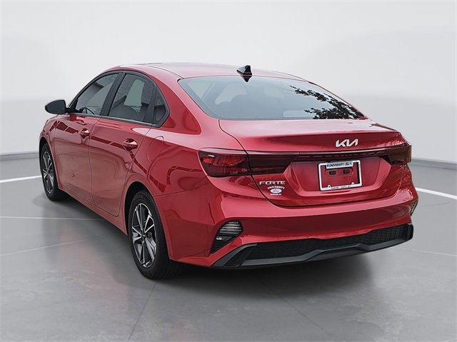 Used 2022 Kia Forte LXS image 5