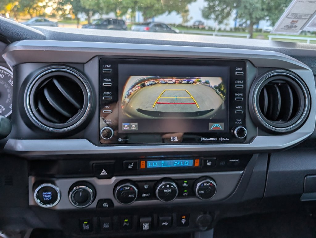 Used 2023 Toyota Tacoma Limited AWD/4WD image 8
