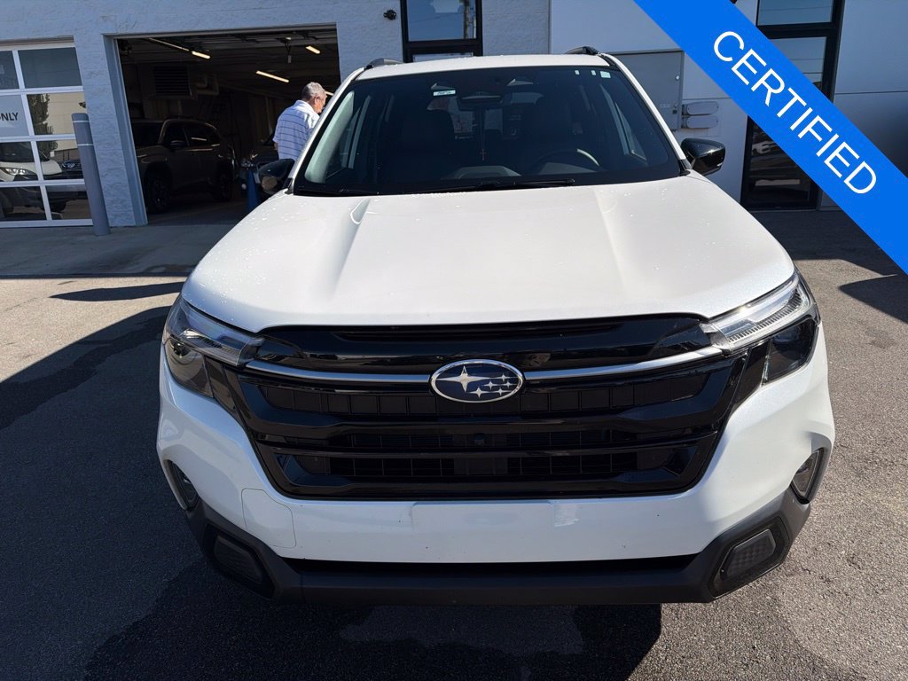 Used 2025 Subaru Forester Touring AWD/4WD image 5