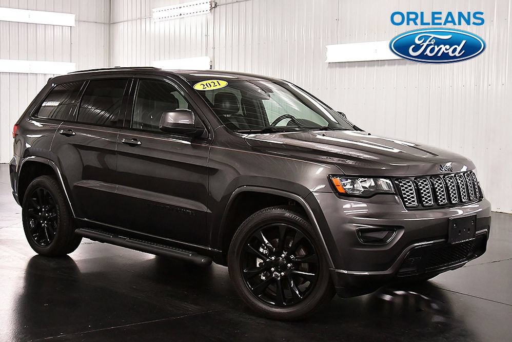 Used 2021 Jeep Grand Cherokee Laredo X AWD/4WD image 1
