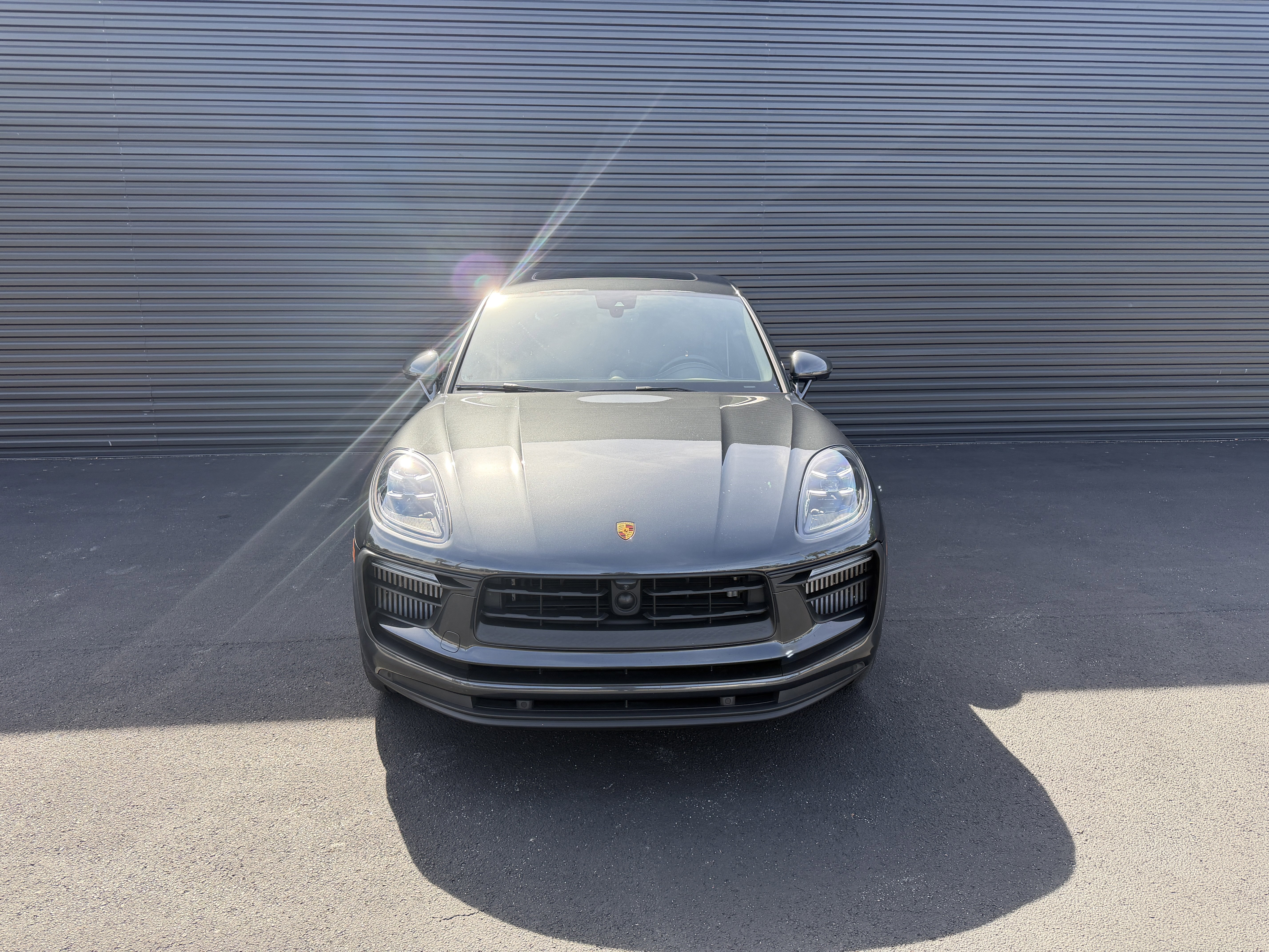 Certified 2024 Porsche Macan S image 6