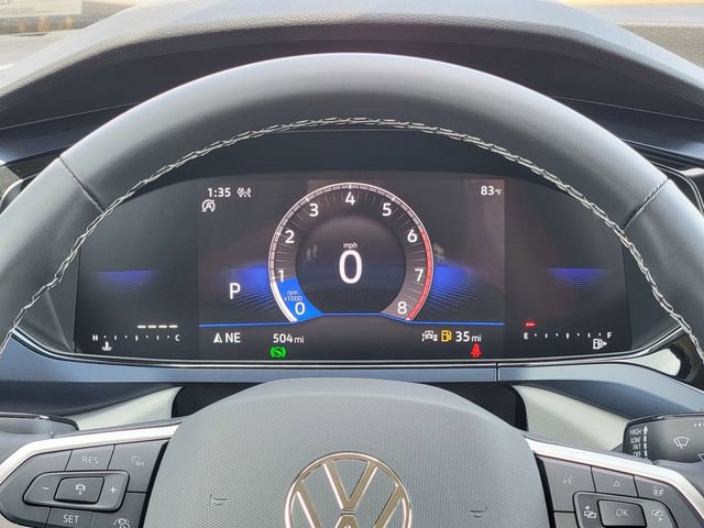 Used 2024 Volkswagen Taos SE image 32