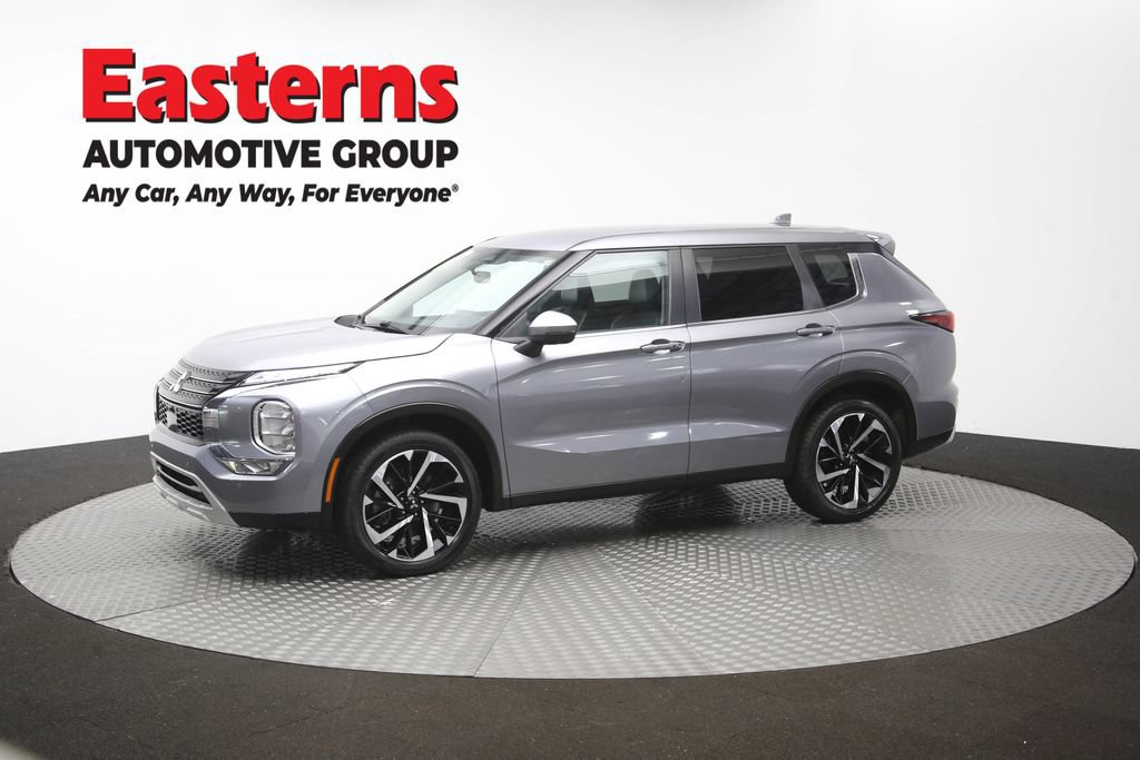 Used 2024 Mitsubishi Outlander SE FWD image 56