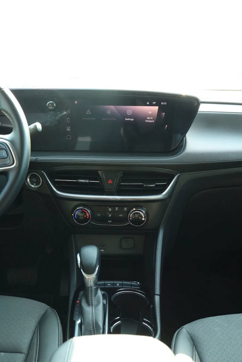 Used 2025 Buick Encore GX Preferred FWD image 35