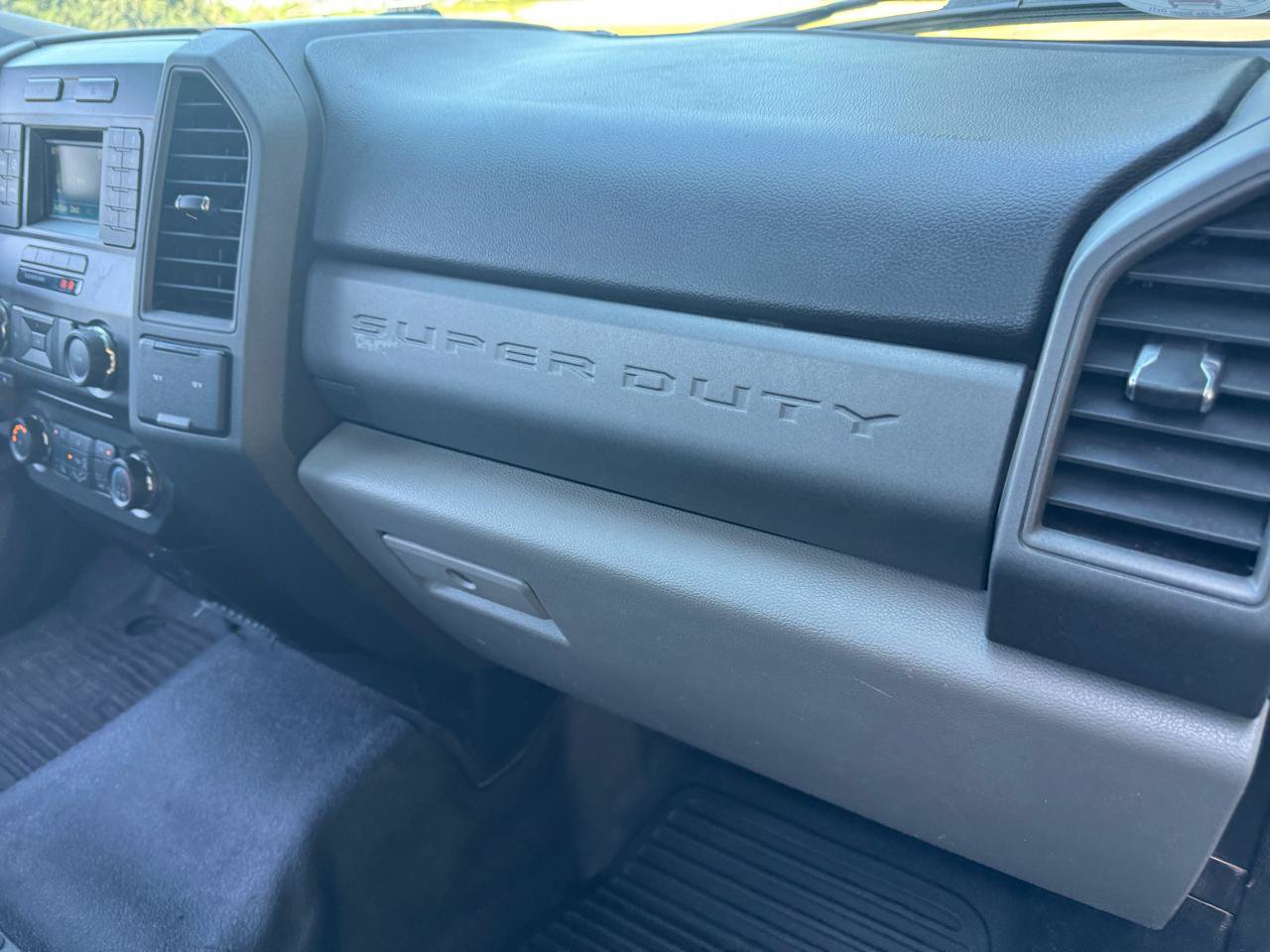 Used 2018 Ford F250 XL w/ STX Appearance Package AWD/4WD image 21