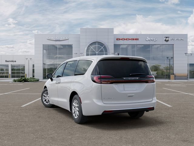 New 2027 Chrysler Pacifica Select FWD image 3