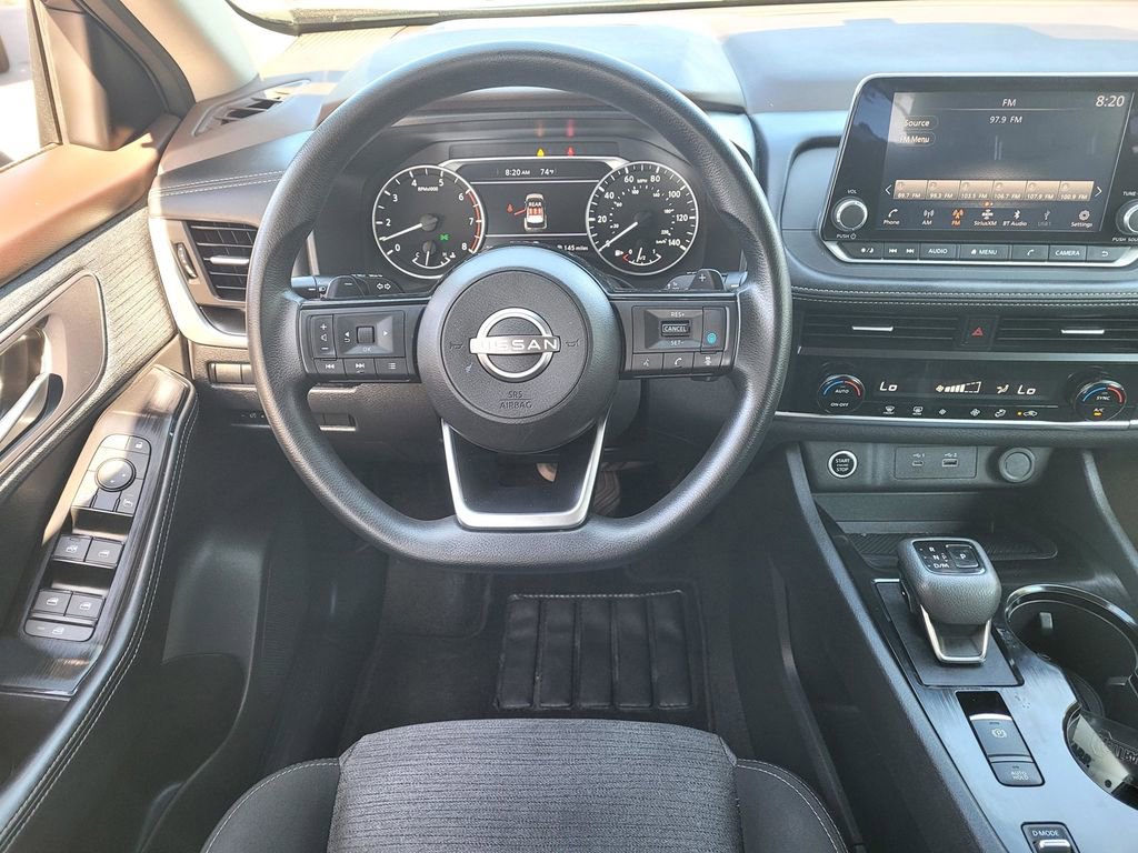 Used 2023 Nissan Rogue SV image 15