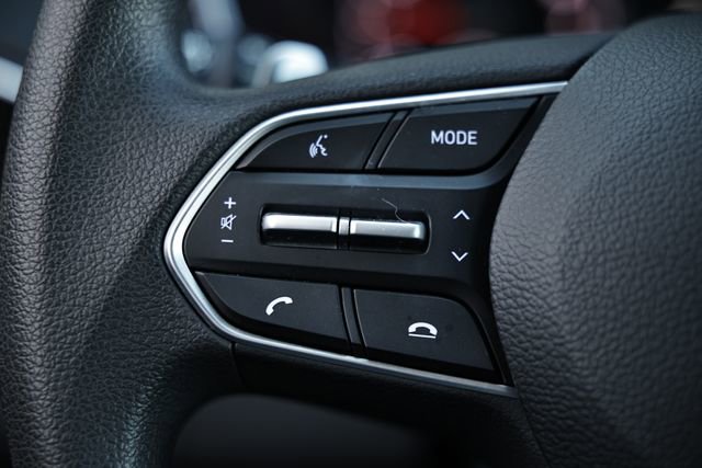 Used 2023 Hyundai Santa Fe SE image 32