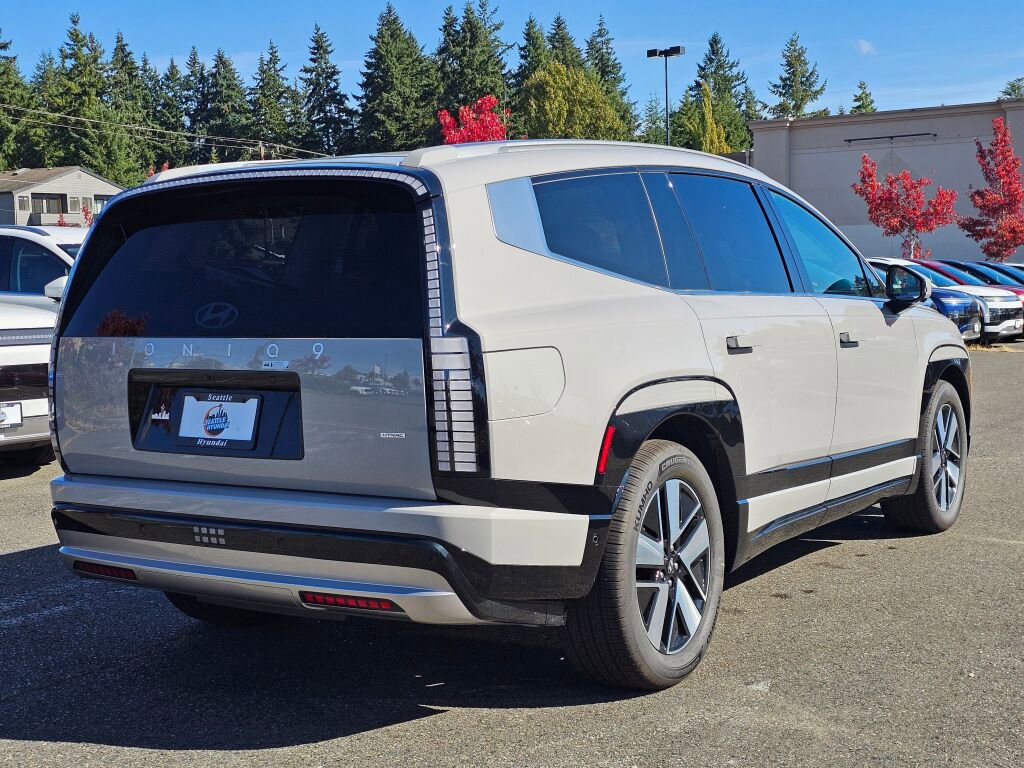 New 2026 Hyundai Ioniq 9 SEL image 7