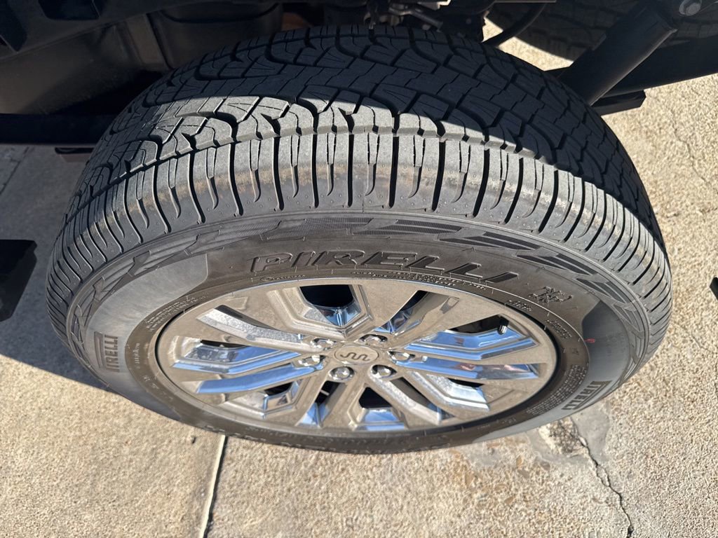 Used 2025 Ford F150 King Ranch w/ FX4 Off-Road Package image 3