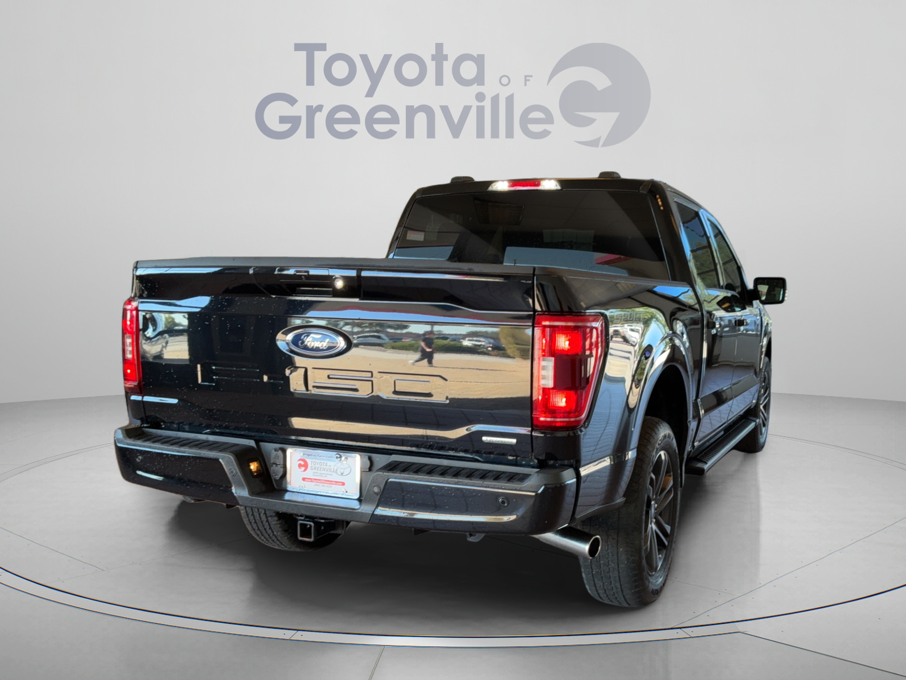 Used 2022 Ford F150 XLT w/ Equipment Group 302A High AWD/4WD image 6