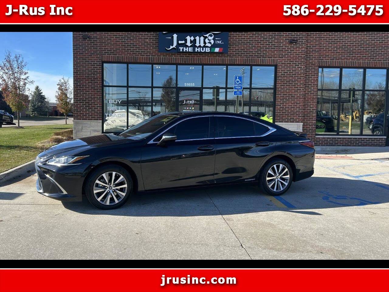 Used 2021 Lexus ES 300h w/ Accessory Package 2 image 1