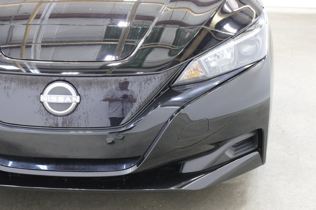 Used 2025 Nissan Leaf S FWD image 8