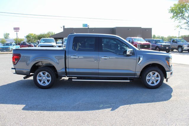 New 2025 Ford F150 XLT w/ Equipment Group 302A MID image 3