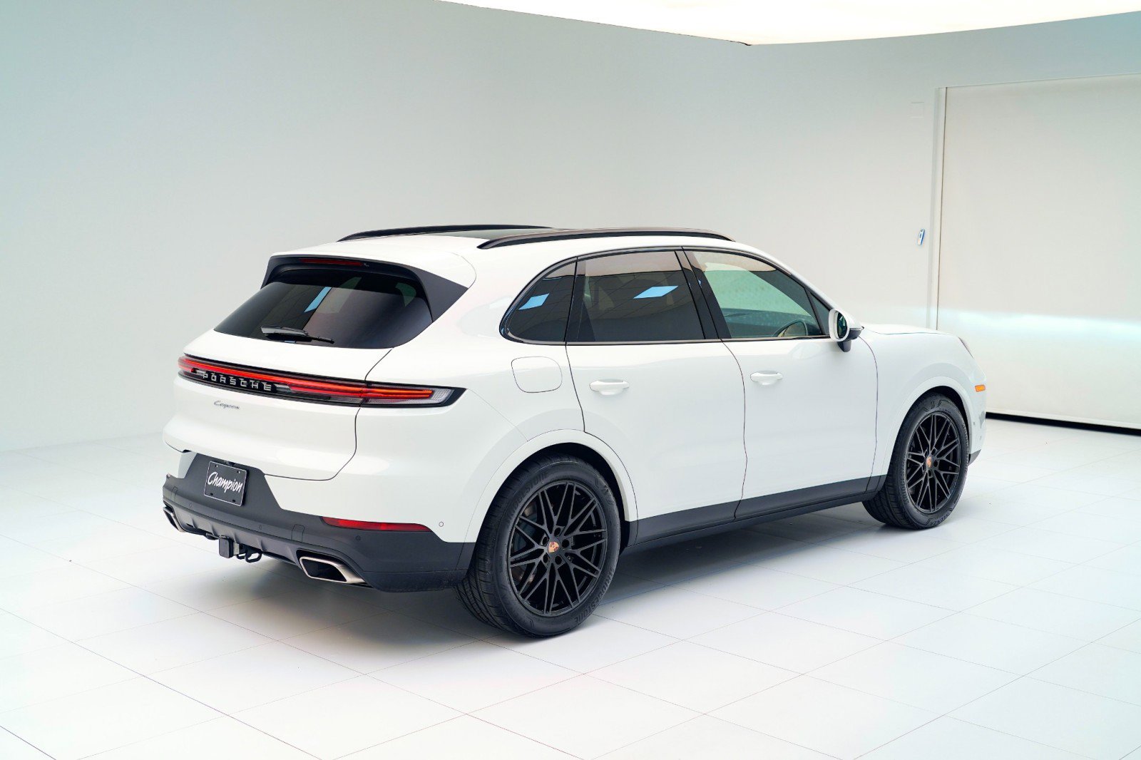 New 2026 Porsche Cayenne image 9