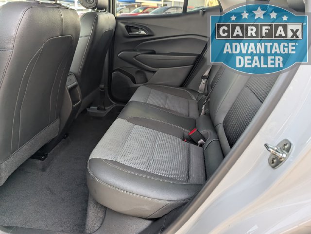 Used 2025 Chevrolet Trax LT FWD image 21