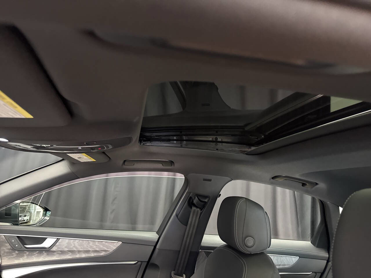 Used 2024 Audi A6 2.0T Premium w/ Convenience Package image 17