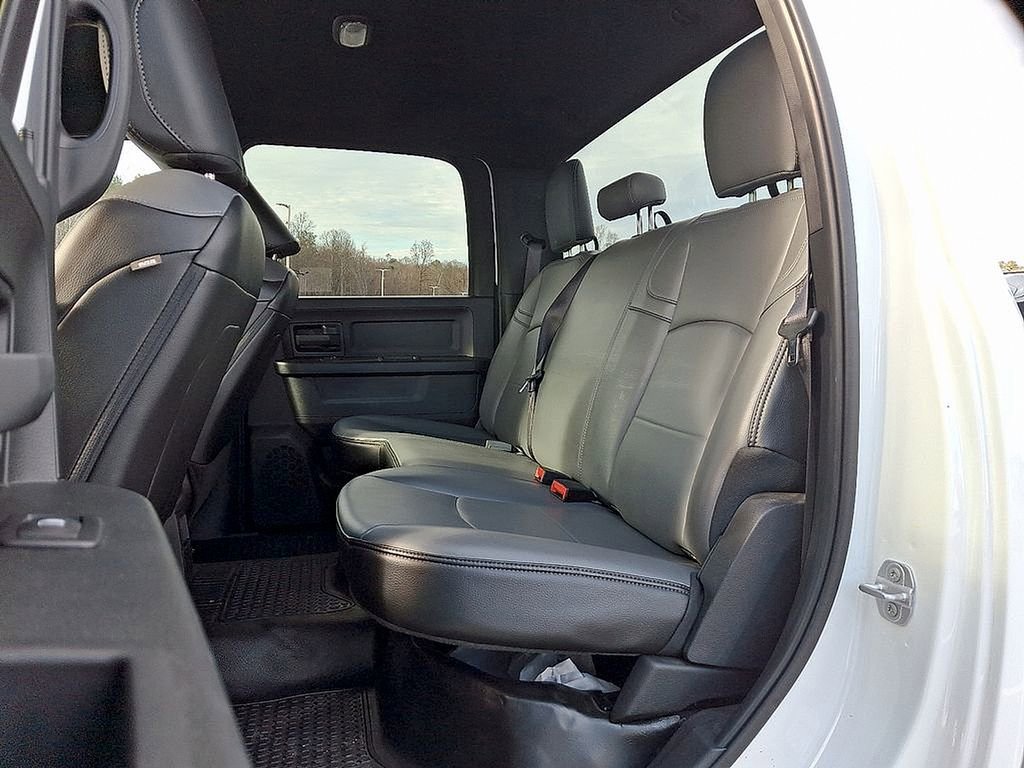 Used 2022 RAM 2500 Tradesman w/ Chrome Appearance Group AWD/4WD image 10