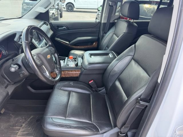 Used 2020 Chevrolet Suburban Premier RWD image 5