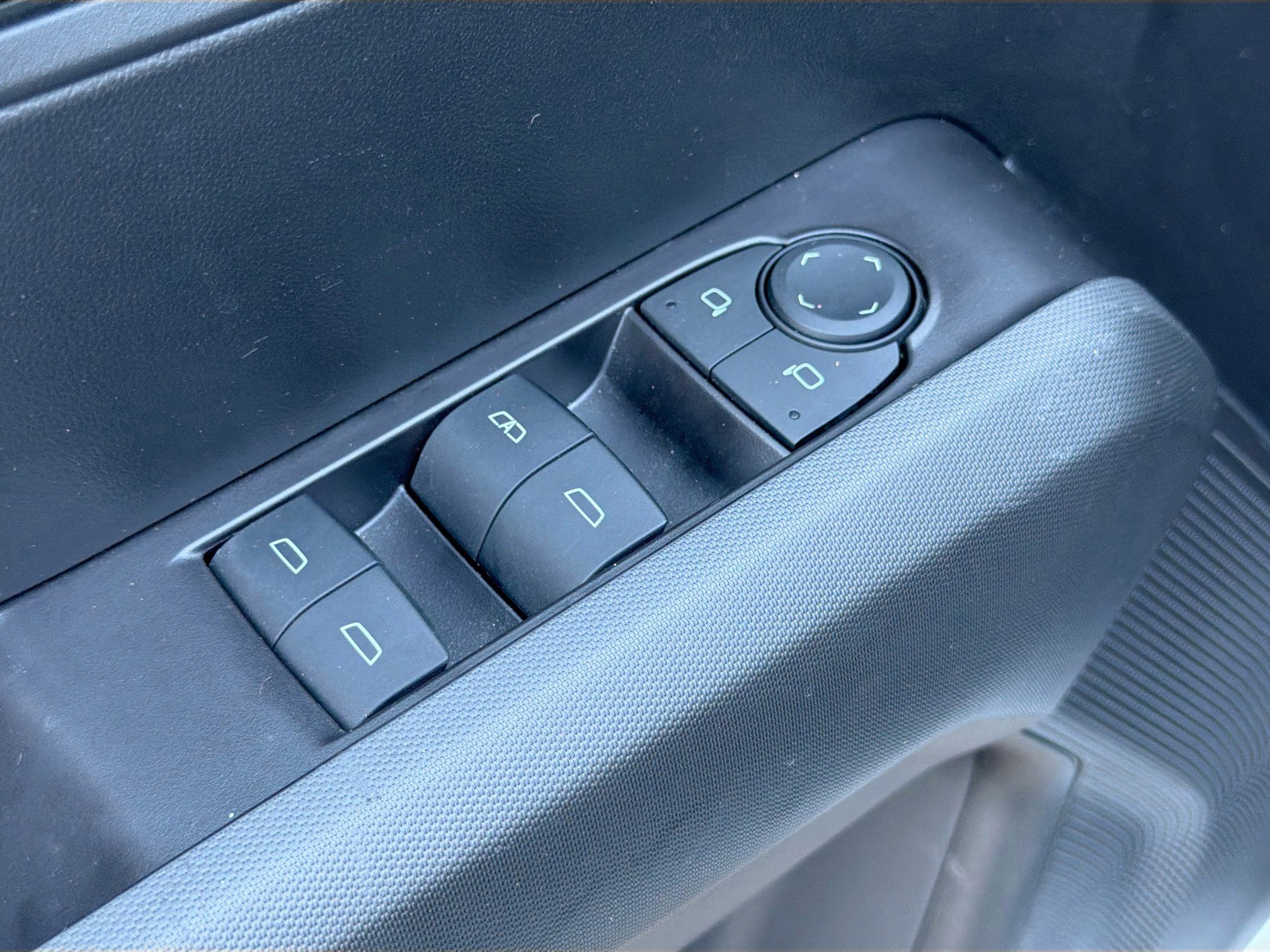 Used 2024 Chevrolet Colorado LT w/ Advanced Trailering Package image 21