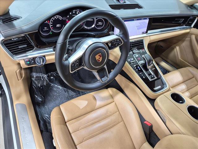 Used 2020 Porsche Panamera RWD image 10