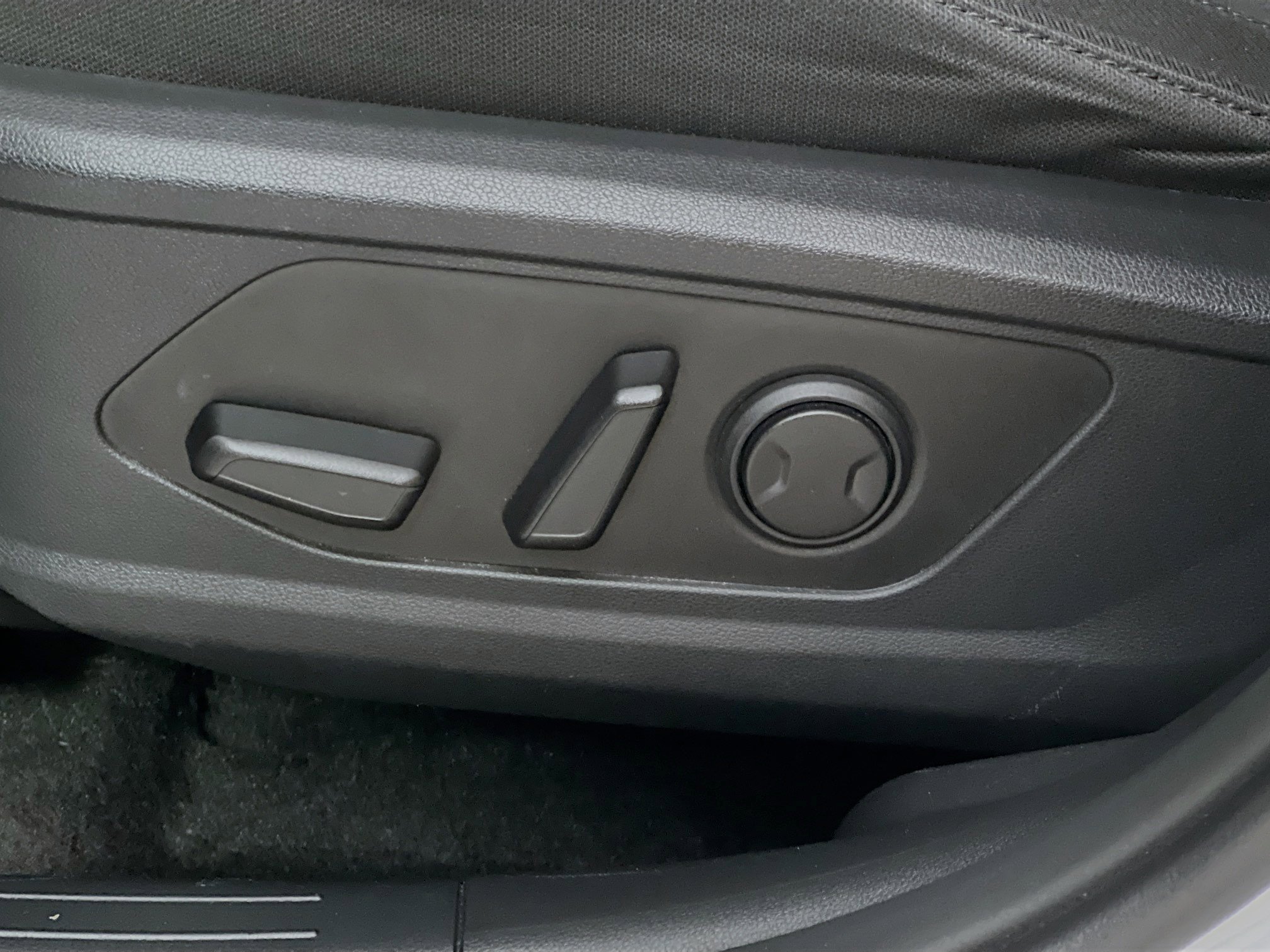 Used 2022 Hyundai Tucson XRT w/ Cargo Package image 16