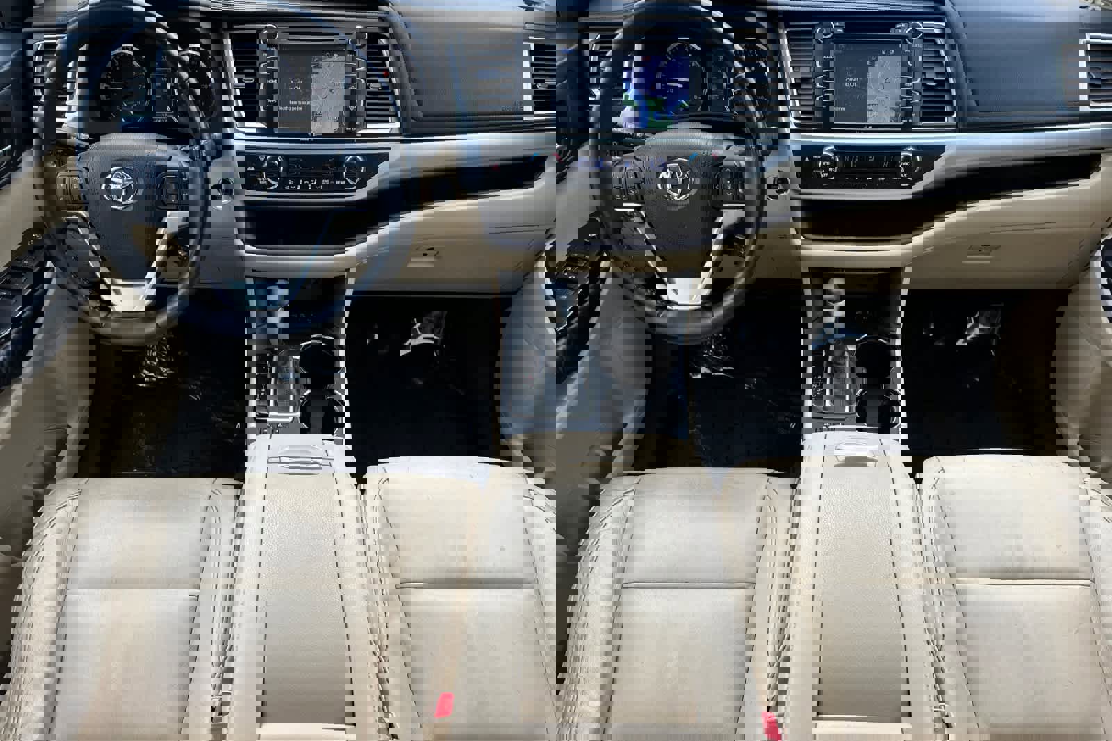 Used 2015 Toyota Highlander XLE image 3