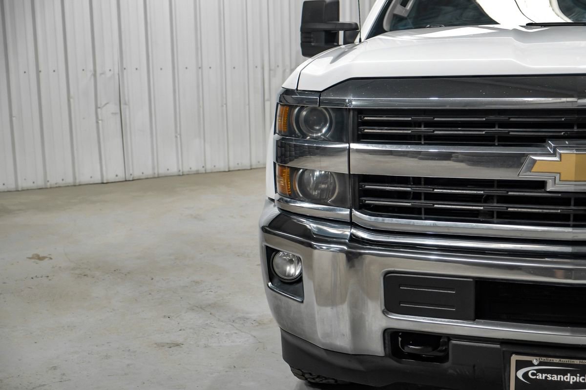 Used 2015 Chevrolet Silverado 2500 LT w/ LT Convenience Package AWD/4WD image 43