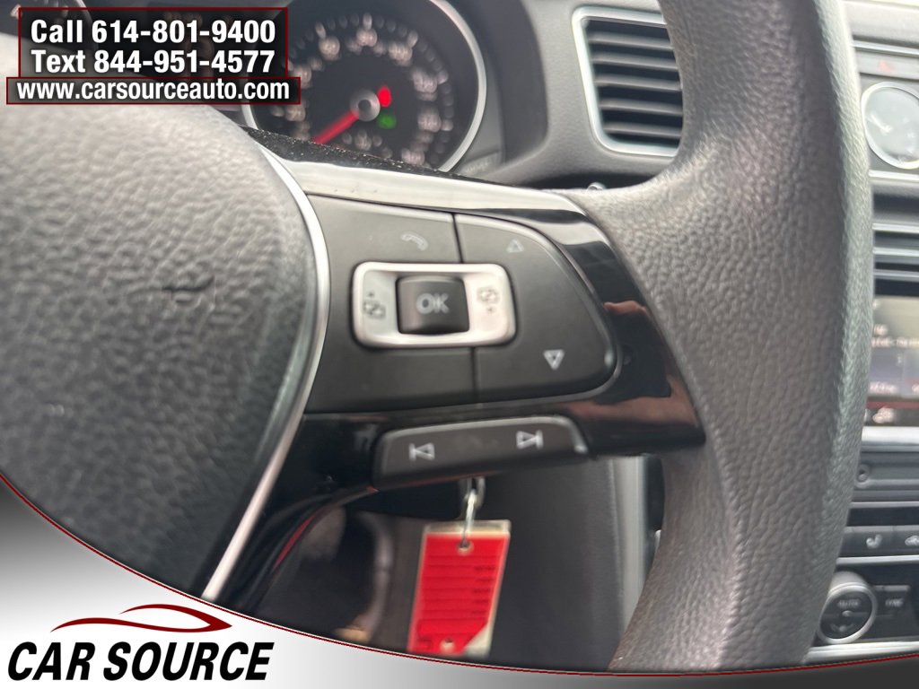 Used 2017 Volkswagen Passat 1.8T S image 25