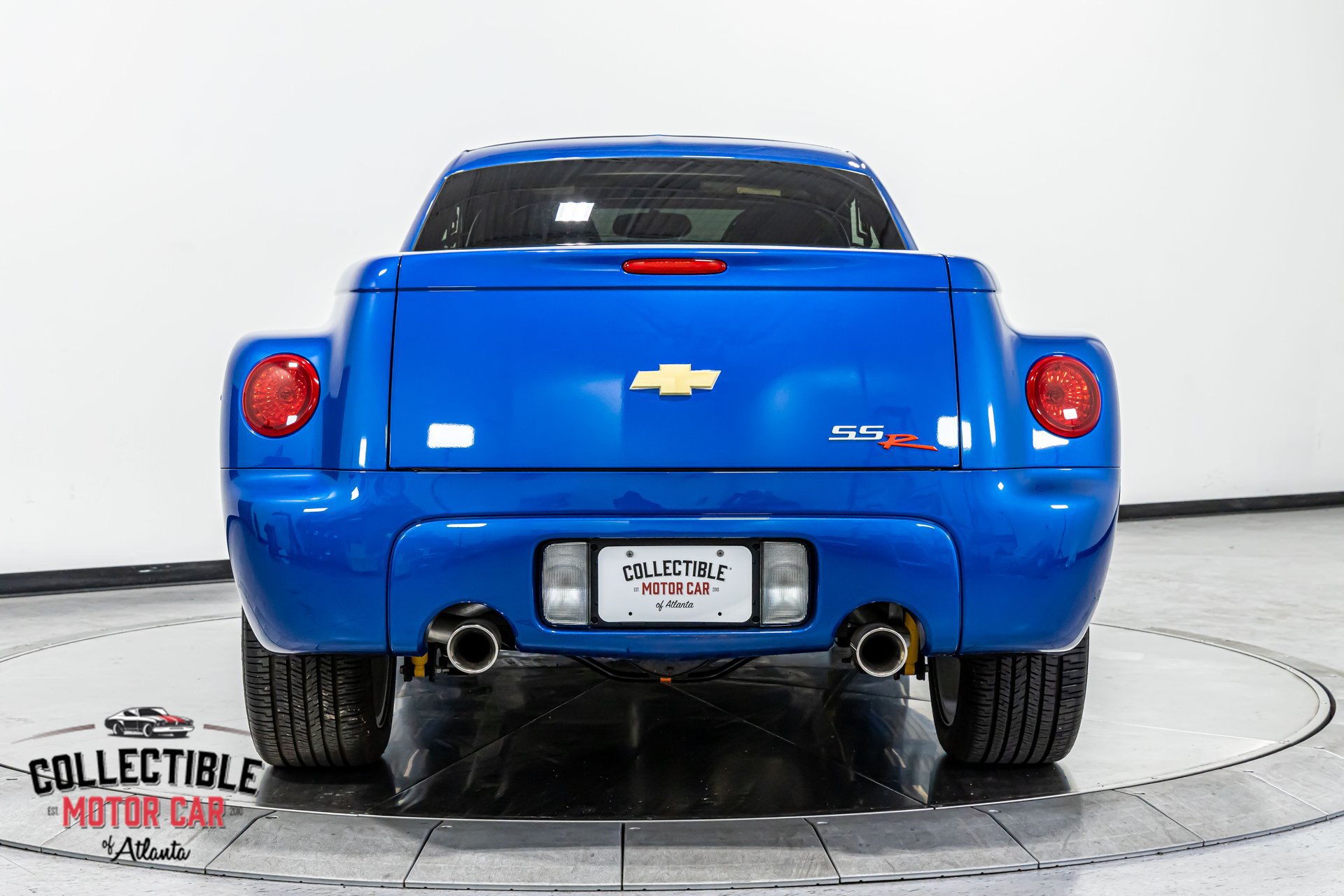 Used 2006 Chevrolet SSR w/ Preferred Equipment Group RWD image 16