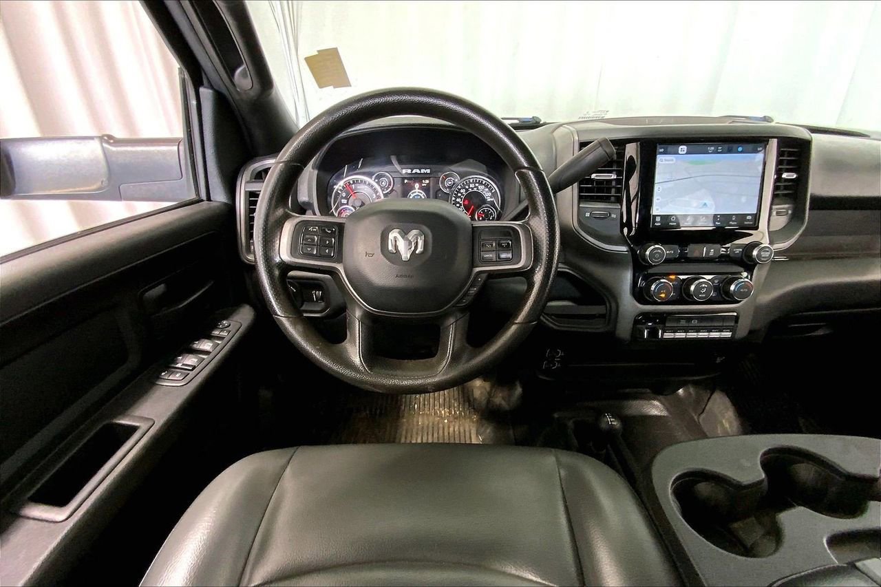 Used 2022 RAM 5500 Tradesman w/ Chrome Appearance Group image 14