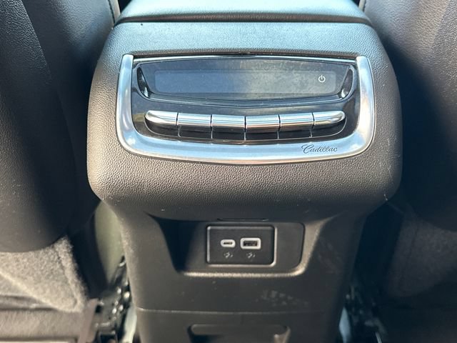 Used 2024 Cadillac XT6 Luxury AWD/4WD image 24