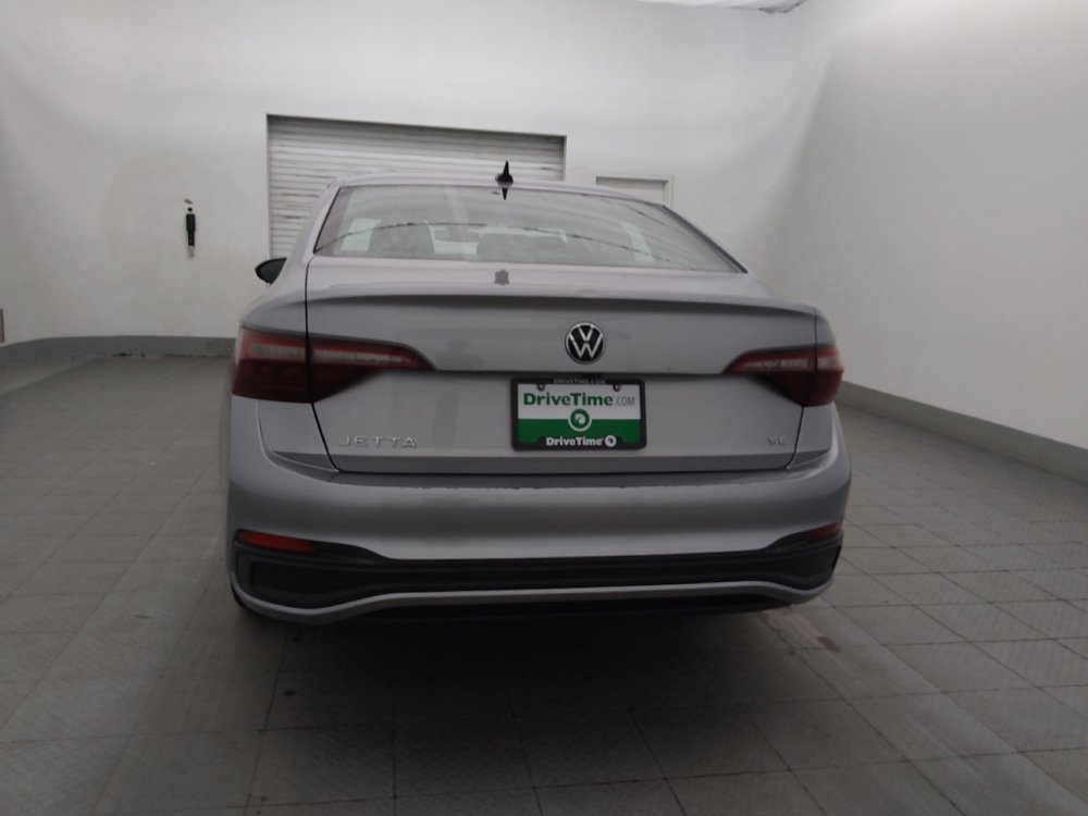Used 2024 Volkswagen Jetta SE FWD image 6