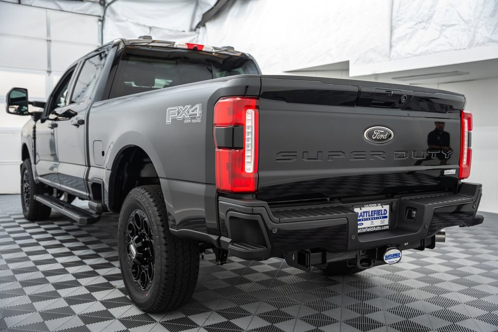 New 2026 Ford F250 Lariat w/ Black Appearance Package AWD/4WD image 7