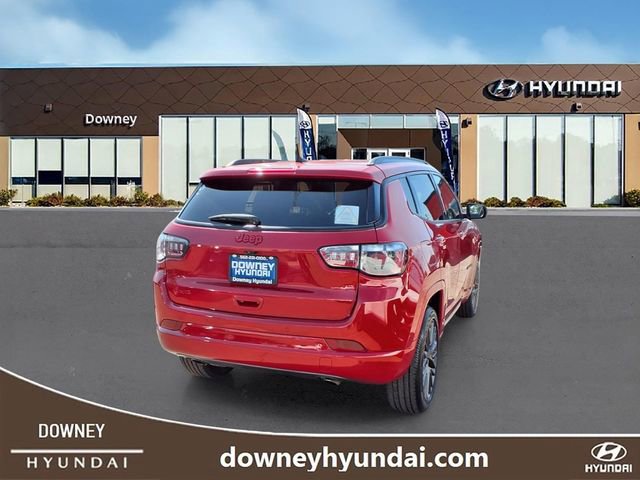 Used 2023 Jeep Compass Limited image 4