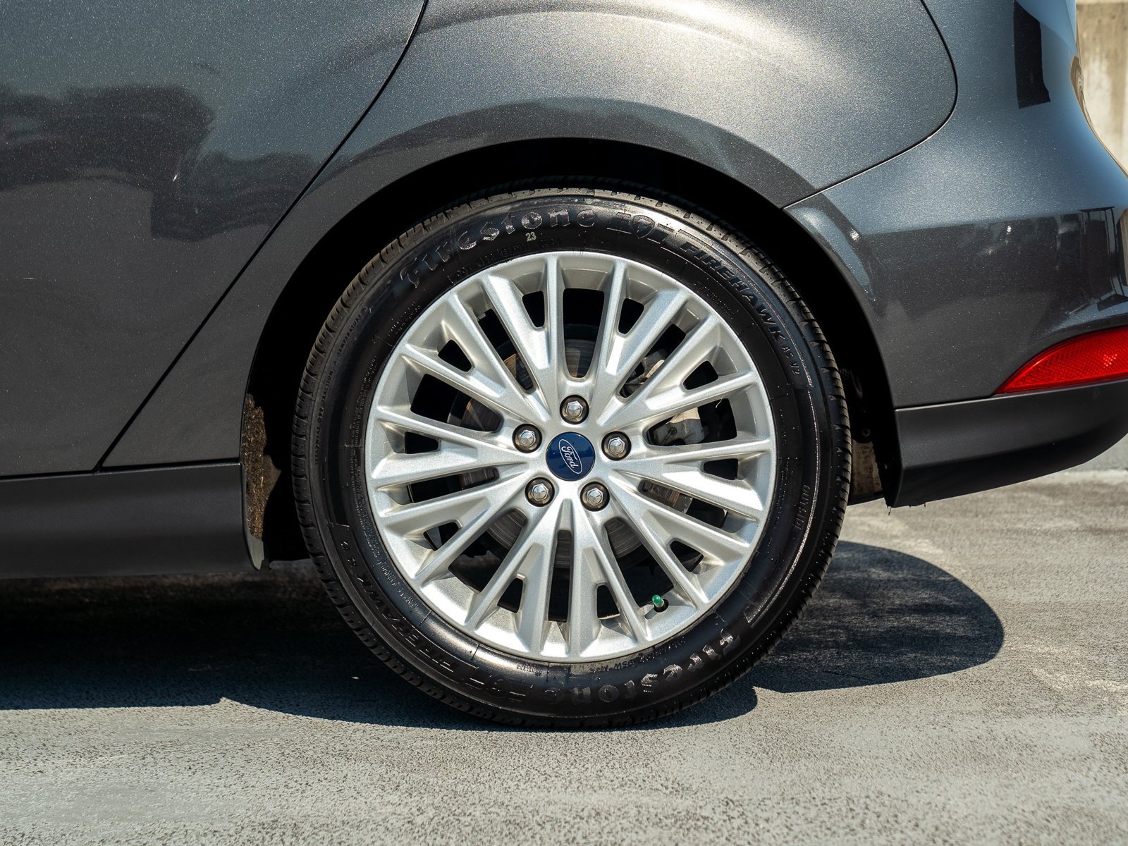 Used 2015 Ford Focus Titanium FWD image 12