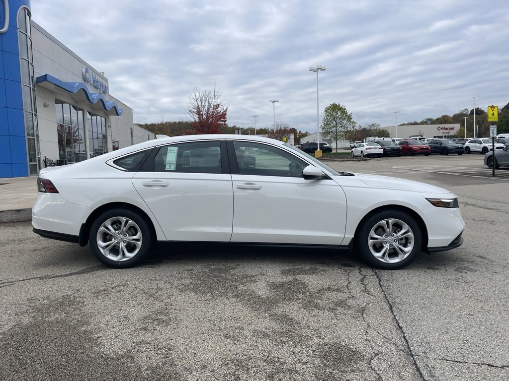 New 2025 Honda Accord LX image 2