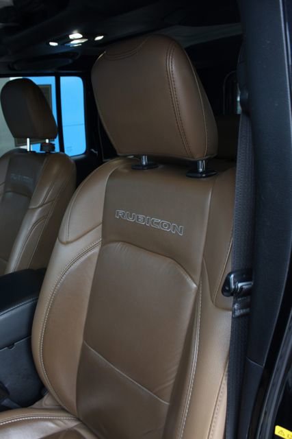 Used 2021 Jeep Wrangler Unlimited Rubicon w/ Dual Top Group image 27