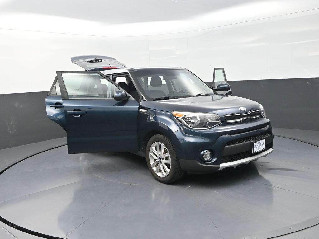 Used 2019 Kia Soul + FWD image 31