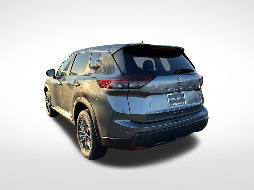 New 2025 Nissan Rogue S image 3