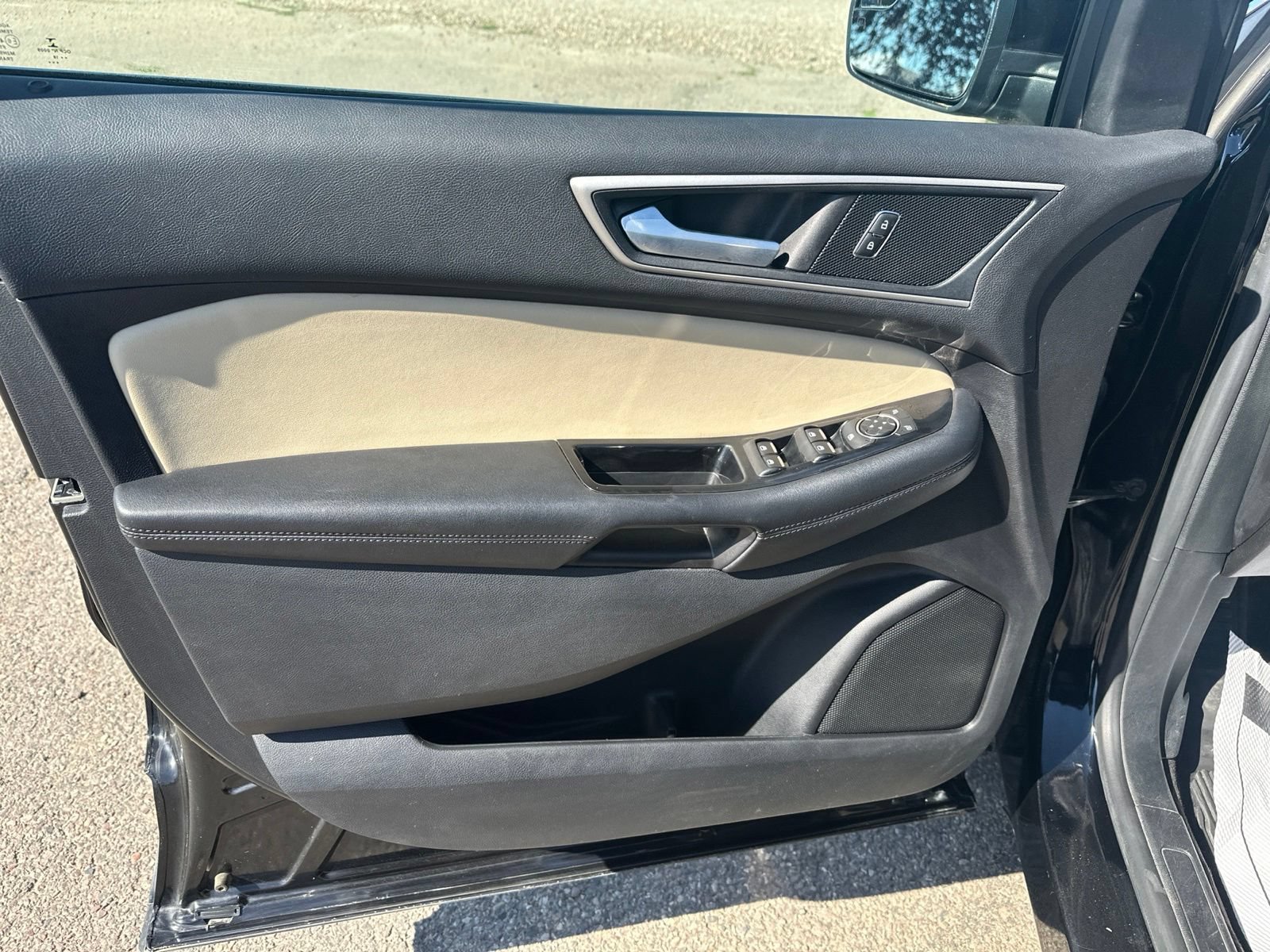 Used 2018 Ford Edge SEL w/ Equipment Group 201A AWD/4WD image 7