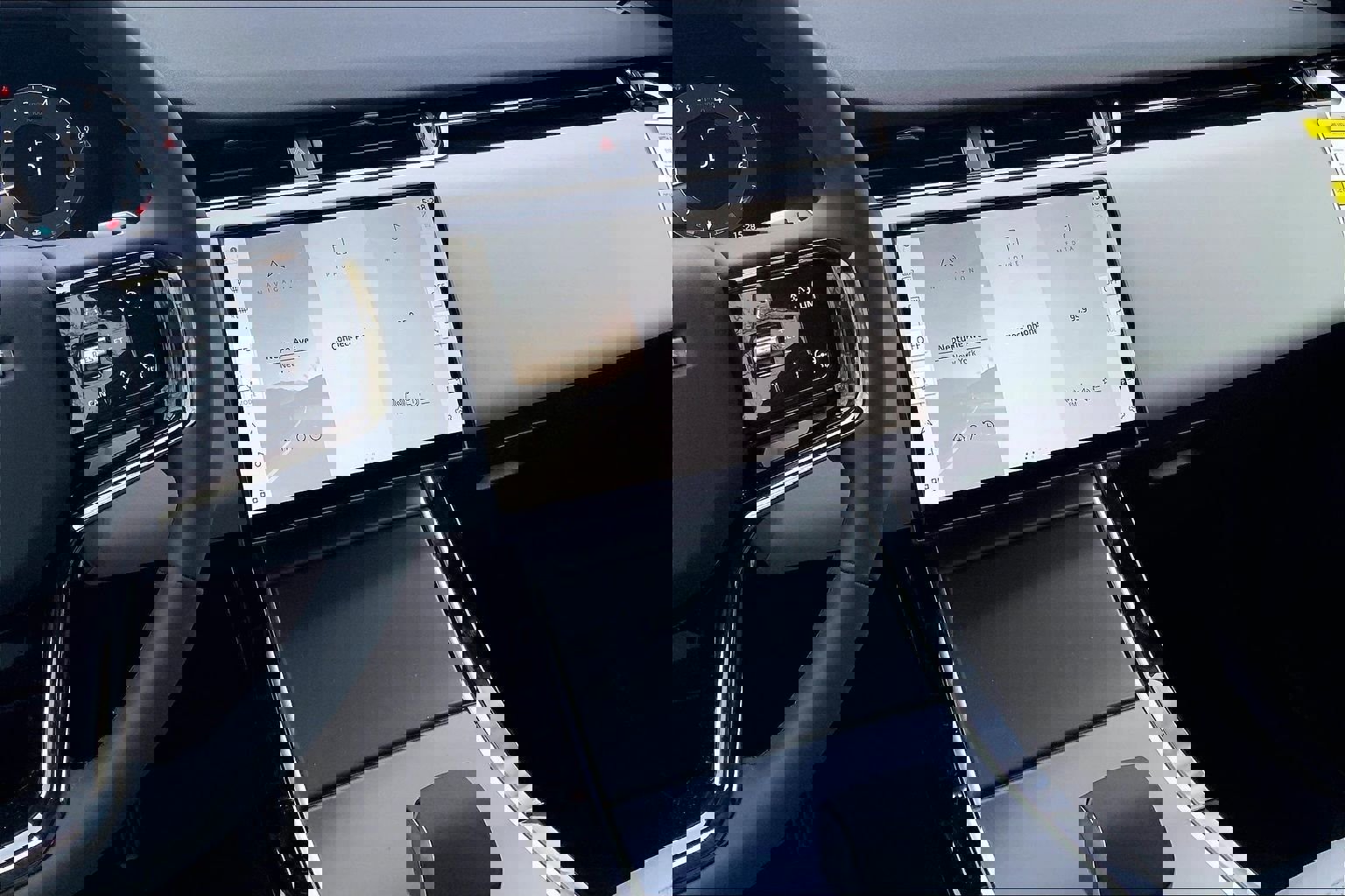 New 2026 Land Rover Range Rover Evoque S image 6