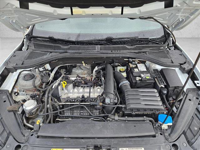 Used 2019 Volkswagen Jetta R-Line w/ R-Line Cold Weather Package FWD image 20