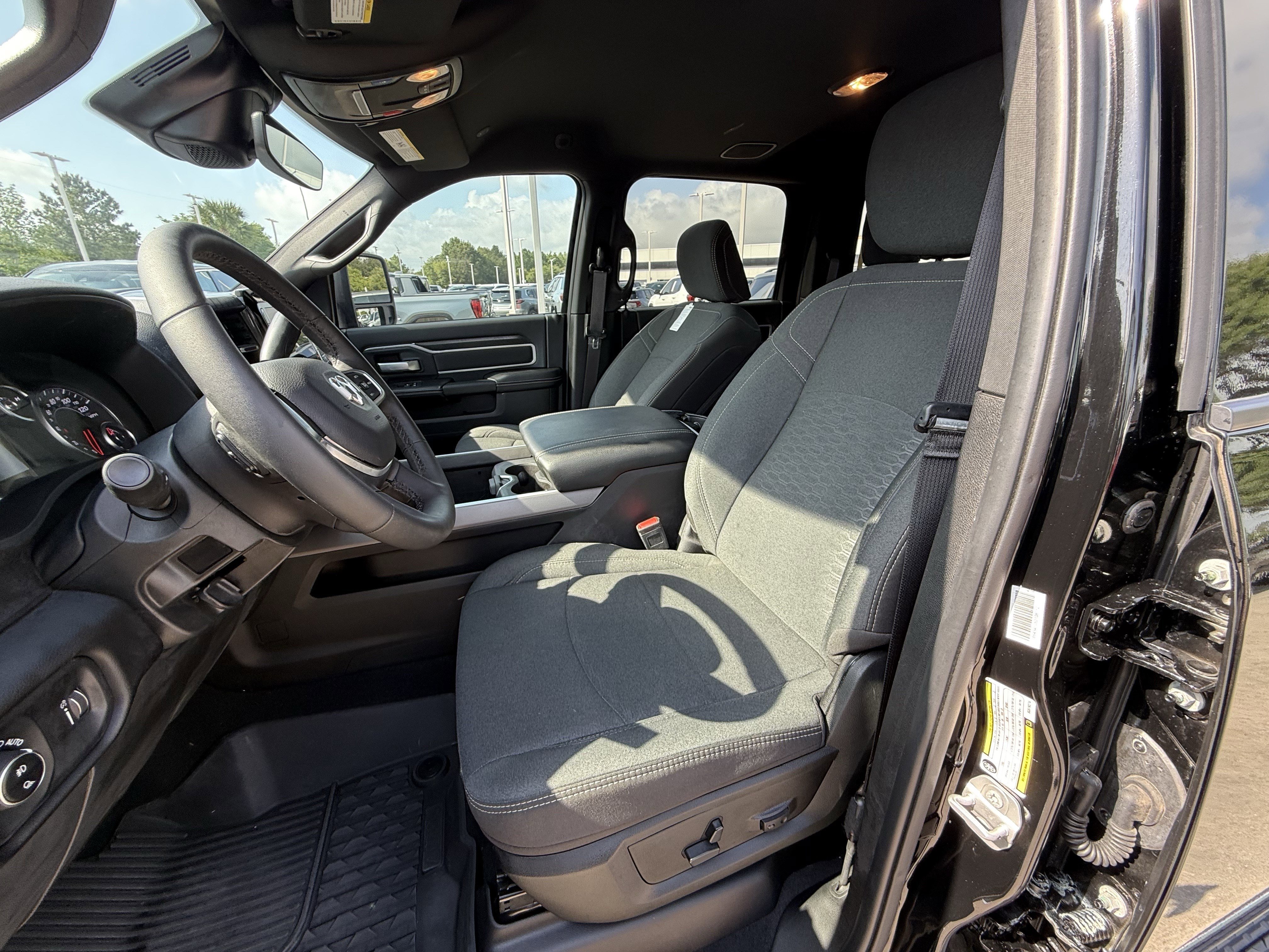 Used 2025 RAM 2500 Lone Star AWD/4WD image 27