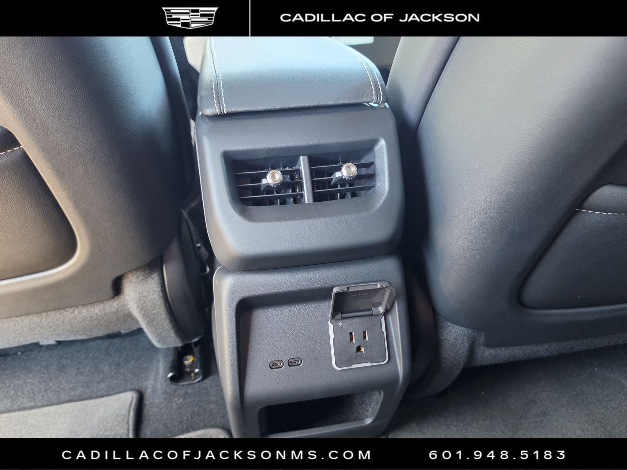 New 2027 Cadillac Optiq Sport w/ LPO, Floor Liner Package AWD/4WD image 19