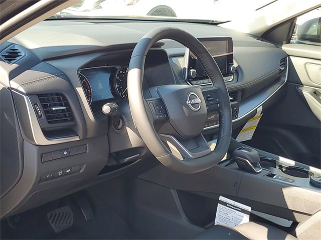 New 2026 Nissan Rogue SV w/ SV Premium Package image 15