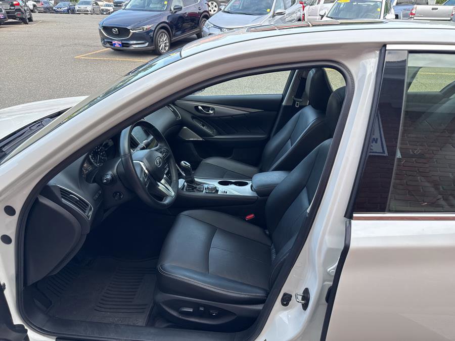 Used 2022 INFINITI Q50 Luxe w/ Cargo Package image 17